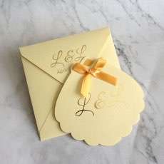Shell Shape Wedding Invitation Card Customized Foiling Invitation with Ribbon Bow